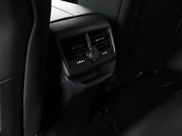 Peugeot 3008 II Crossover 2.0 BlueHDi 180KM 2018 Peugeot 3008 GT-Line 180KM Automat Navi Kamera, zdjęcie 38