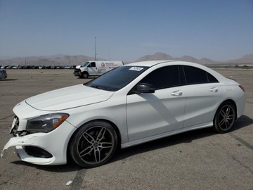 Mercedes CLA C117 2018 Mercedes-Benz CLA 2018 MERCEDES-BENZ CLA 250 2.0 Benzyna 221KM, zdjęcie 1