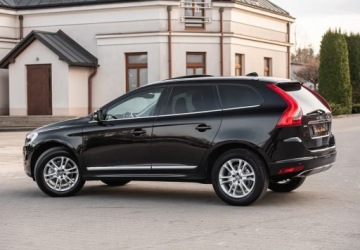 Volvo XC60 I SUV Facelifting 2.0 D4 DRIVE-E 190KM 2015 Volvo XC 60 D4 190KM SUMMUM Xenon Skora Navi Virtual Panorama El.Klapa Ful, zdjęcie 9