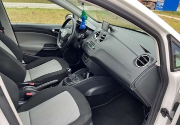 Seat Ibiza IV SportTourer Facelifting 1.2 TSI 105KM 2014 Seat Ibiza 1,2 BenzGaz, 105 KM, Zarejestrowany 1.2 BenzynaLPG 105KM, zdjęcie 10