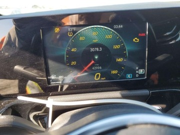 Mercedes GLA II 2021 Mercedes-Benz GLA 250 2021 2.0l 2.0 Benzyna 221KM, zdjęcie 9