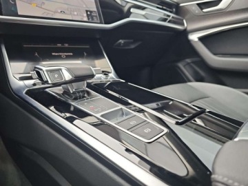 Audi A6 C8 Avant Plug In 2.0 50 TFSI e 299KM 2023 Audi A6 Avant matrixy, aktywny tempomat, elektryczna klapa bagaznika 2.0, zdjęcie 17