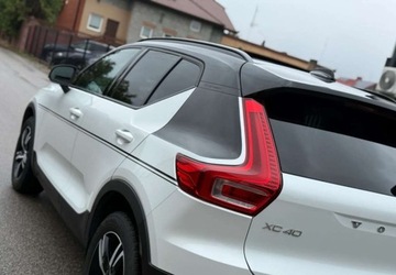 Volvo XC40 Crossover 2.0 T5 247KM 2018 Volvo XC 40 Salon PL FV23 RDesign Panorama Martwe Pole CarPlay AndroidAuto, zdjęcie 38