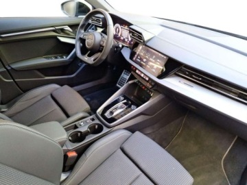 Audi A3 8Y Limousine Facelifting 1.5 35 TFSI 150KM 2025 Audi A3 Limousine FV, Carplay, gwarancja, pakiet comfort, el. fotel kierow, zdjęcie 3