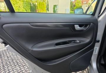 Volvo S60 I 2.4 i 20V T5 260KM 2005 Volvo S60 Rezerwacja T5 2,4 T R5 260KM Manual 6-biegow 2.4 Benzyna, zdjęcie 14
