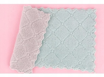 Двухслойная впитывающая посуда из микрофибры.