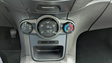 Ford Fiesta VII Hatchback 3d Facelifting 1.5 TDCi 75KM 2015 Ford Fiesta 1.5TDCi*75PS*OPŁACONY Bezwypadkowy, zdjęcie 28