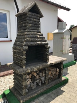 Садовый гриль Feniks бетонный, угольный гриль с полкой, имитация дерева