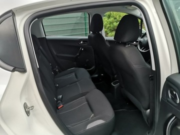 Peugeot 208 I Hatchback 5d 1.4 HDI 68KM 2013 Peugeot 208 1.4 HDI 68KM Klimatyzacja Tempomat, zdjęcie 17