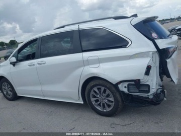 Toyota Sienna III 2023 Toyota Sienna xle, 2023r., 2.5L 2.5 Benzyna 245KM, zdjęcie 5