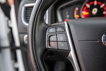 Volvo V60 I Kombi Facelifting 2.0 D2 DRIVE-E 120KM 2018 VOLVO V60 2.0 D2 120PS Lift Serwis Navi Skóry Biała Perła Piękny Gwarancja!, zdjęcie 13