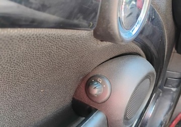 Mini One II 2011 MINI ONE 2011r, 1.6 Benzyna LPG. Lekko uszkodzony lewy bok. Jezdzi 1.6, zdjęcie 9