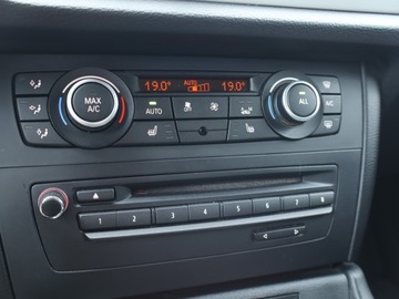 BMW X1 E84 Crossover xDrive18d 143KM 2012 BMW X1 xDrive18d, Salon Polska, Serwis ASO, 4X4, zdjęcie 12