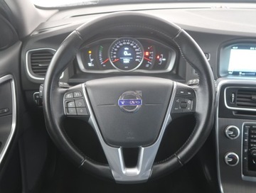Volvo V60 I Kombi Facelifting 2.0 D3 DRIVE-E 150KM 2016 Volvo V60 D3 2.0, Skóra, Navi, Klima, Klimatronic, zdjęcie 15