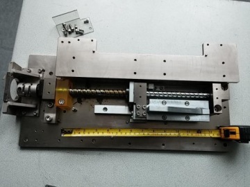 Ось CNC THK ШВП 15/20 + направляющие 20 № A819