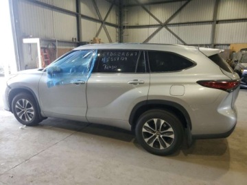 Toyota Highlander III 2021 Toyota Highlander XLE 2021 3.5 Benzyna 295KM, zdjęcie 1