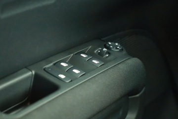 Citroen C3 Aircross  I Crossover Facelifting 1.2 PureTech 130KM 2023 Citroen C3 Aircross 1.2 PureTech, Salon Polska, zdjęcie 15