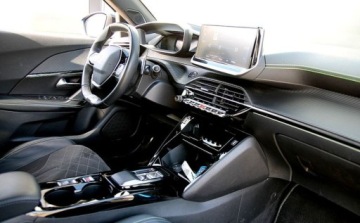 Peugeot 2008 II SUV 1.2 PureTech 130KM 2022 Peugeot 2008 208 1.2 PureTech GT SS EAT8 SalonPL Gwarancja od RiA 1.2, zdjęcie 30