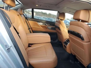 BMW Seria 7 G11-G12 2019 BMW Seria 7 2019, 2.0L, HYBRID, od ubezpieczalni 2.0 Benzyna 322KM, zdjęcie 8