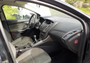 Ford Focus III Sedan Facelifting 1.6 TDCi 95KM 2014 Ford Focus Diesel Okazja 1.6 Diesel 95KM, zdjęcie 21