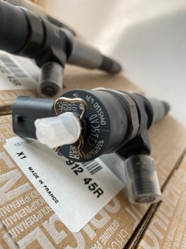 WTRYSKIWACZ WTRYSK TRAFIC 2.0 DCI 0445110375