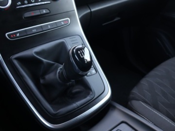 Renault Scenic IV 1.3 Energy TCe 140KM 2018 Renault Scenic 1.3 TCe, Navi, Klima, Klimatronic, zdjęcie 12