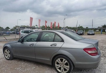 Mercedes Klasa C W204 2008 Mercedes-Benz Klasa C Mercedes-Benz Klasa C 2.1 Diesel 170KM, zdjęcie 2