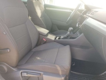 Skoda Superb III Liftback Facelifting 2.0 TDI SCR 150KM 2019 Skoda Superb 2.0 TDI 150KM DSG BiXenonCzujnikiSalonPL 2.0 Diesel 150KM, zdjęcie 23