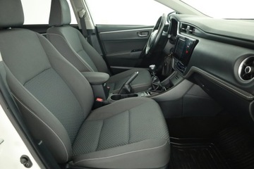 Toyota Corolla XI Sedan Facelifting 1,6 Valvematic 132KM 2017 Toyota Corolla 1.6 Valvematic, Salon Polska, zdjęcie 6