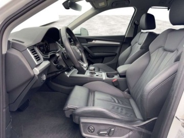 Audi Q5 II SUV Facelifting 2.0 40 TDI 204KM 2022 Audi Q5 S tronic Virtual Cockpit Navi LED Kamera Skora AC-trzystrefowa 2.0, zdjęcie 8