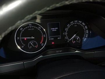 Skoda Superb III Liftback Facelifting 2.0 TDI SCR 150KM 2019 Skoda Superb 2.0 TDI Ambition 150KM 2019r, zdjęcie 31