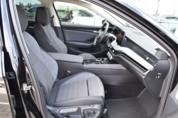 Skoda Superb III Kombi Facelifting 2.0 TDI SCR 150KM 2025 Skoda Superb SalonPL 150KM DSG Selection Hak Matrix Climatronic Kamera Kes, zdjęcie 28