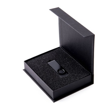 Флешка Twister 32 ГБ USB 2.0 + магнитная коробка + Ваш гравер Ваш ЛОГОТИП