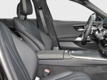 Mercedes Klasa E W214 Sedan 2.0 220d 197KM 2026 E Klasa 220 d 4-Matic AMG 2.0 (197KM) 2026, zdjęcie 4