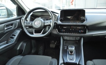 Nissan Qashqai III Crossover 1.3 DIG-T MHEV 158KM 2022 Nissan Qashqai Automat Benzyna Kamera 360 Nawigacja 1.3 Benzyna 158KM, zdjęcie 19