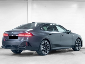 BMW Seria 5 G90-91 2025 BMW Seria 5 540d xDrive Sport Sedan 3.0 (303KM) 2025, zdjęcie 4