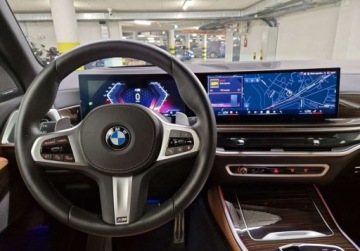 BMW X5 G05 SUV Facelifting 3.0 30d 298KM 2025 BMW X5 xDrive30d, Hak, M Sport, Harman Kardon, ParkingAssistantProfessiona, zdjęcie 2