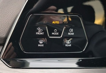 Volkswagen Golf VIII Hatchback 1.5 TSI EVO 130KM 2022 Volkswagen Golf Style, FV 23, ACC, Czujniki parkowania, Ambiente, Indukcja, zdjęcie 19