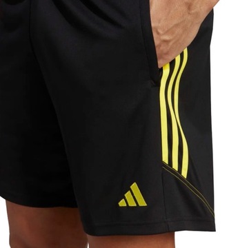 Adidas spodenki męskie Tiro23 Z KIESZENIAMI S