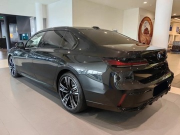 BMW Seria 7 G70 Sedan 3.0 40d 299KM 2025 BMW Seria 7 740d xDrive Sport Sedan 3.0 (299KM) 2025, zdjęcie 2