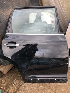 DRZWI PRAWY TYŁ PORSCHE CAYENNE 7L 02-07