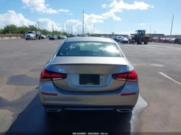 Mercedes Klasa A W177/V177 2020 Mercedes-Benz Klasa A 2020r., 2.0L 2.0 Benzyna 188KM, zdjęcie 7