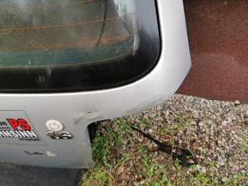 VOLKSWAGEN GOLF 4 VÍKO KUFRU ZADNÍ KUFRU LB7Z