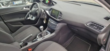 Peugeot 308 II SW Facelifting 1.5 BlueHDI 102KM 2019 Peugeot 308 SW Super Stan 1.5 BlueHDi, zdjęcie 35