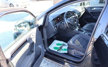 Volkswagen Golf VII Variant Facelifting 1.5 TSI ACT 150KM 2019 Volkswagen Golf Variant Virtual Cockpit, LED, Czujniki, NAVI, Temp, Grzane, zdjęcie 9