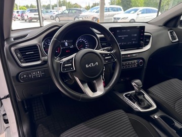 Kia Ceed III Hatchback Facelifting  1.5 T-GDI 160KM 2024 Kia Ceed M, CarPlay, 1 właściciel, Salon Polska, F, zdjęcie 6