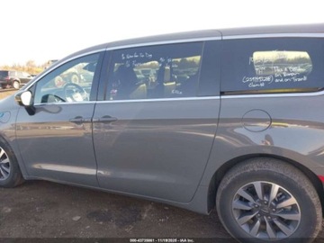 Chrysler Pacifica II 2025 Chrysler Pacifica Hybrid Select 2025 3.6 Hybryda 287KM, zdjęcie 2