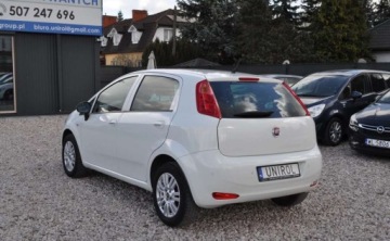 Fiat Punto Punto 2012 Hatchback 3d 1.2 69KM 2016 Fiat Punto Klimatyzacja Elektryczne Szyby 1.2 Benzyna 69KM, zdjęcie 8