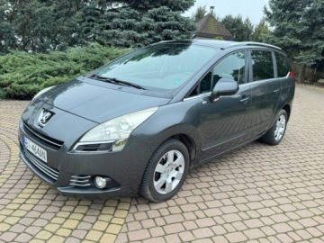 Peugeot 5008 I Minivan 1.6 HDi FAP 115KM 2013 Peugeot 5008 Style 1.6hdi 115KM 7-osob Sprawdz 1.6 Diesel 115KM, zdjęcie 6