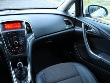 Opel Astra J Sports Tourer 1.4 Turbo ECOTEC 140KM 2012 Opel Astra 1.4 T, Klima, Klimatronic, Tempomat,ALU, zdjęcie 7